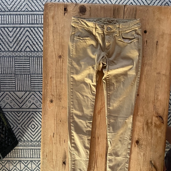 American Eagle Size 0:  women's jeans and khaki in a skinny cut. - Picture 7 of 9